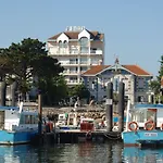 Le Nautic 阿卡雄