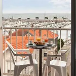 Hotell Le Nautic 3*
