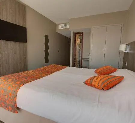 Hotel Le Nautic 3*