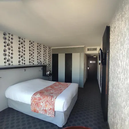 Le Nautic آركاشو