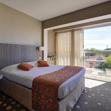 Le Nautic Hotel 3*