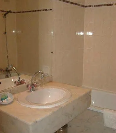 Le Nautic Hotel 3*