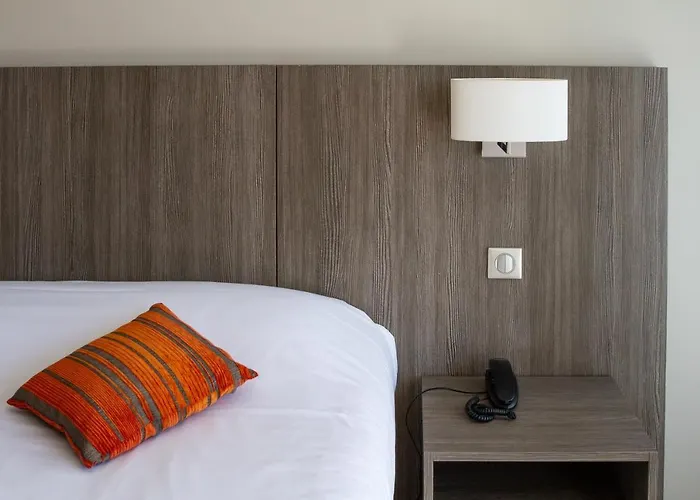 מלון Le Nautic 3*