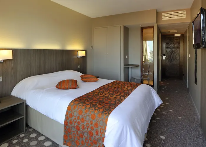 فندق Le Nautic 3*